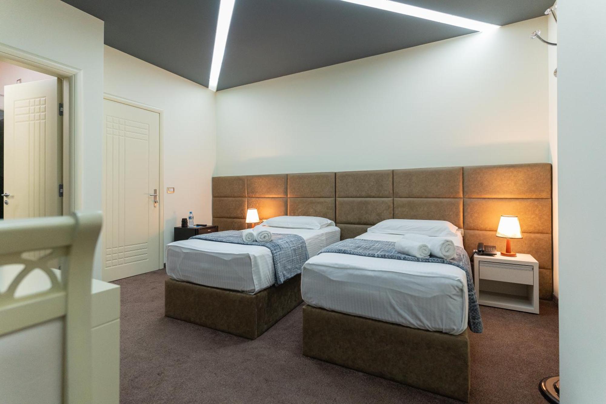 Alko Hotel ชโคเดอร์ ภายนอก รูปภาพ