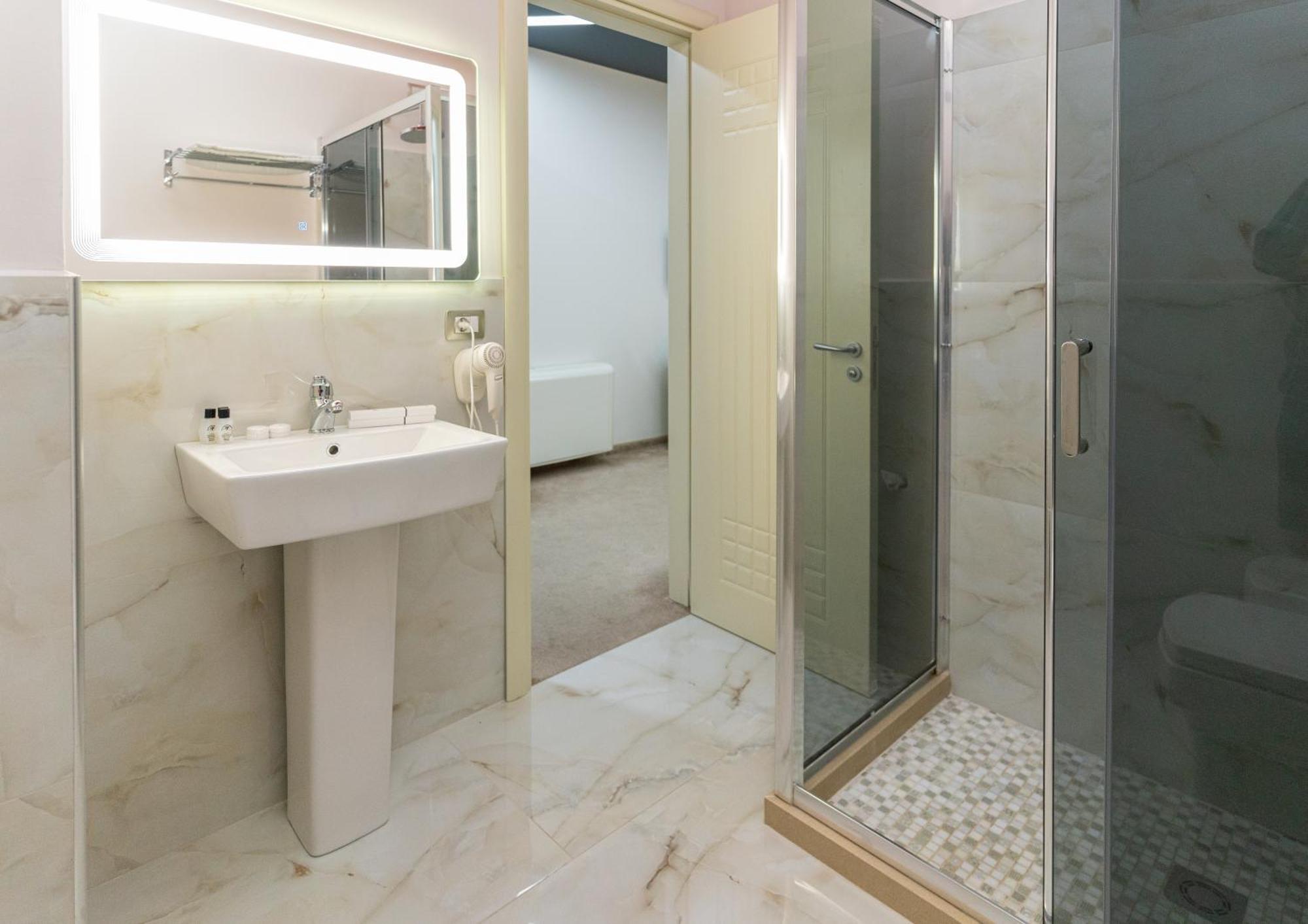 Alko Hotel ชโคเดอร์ ภายนอก รูปภาพ