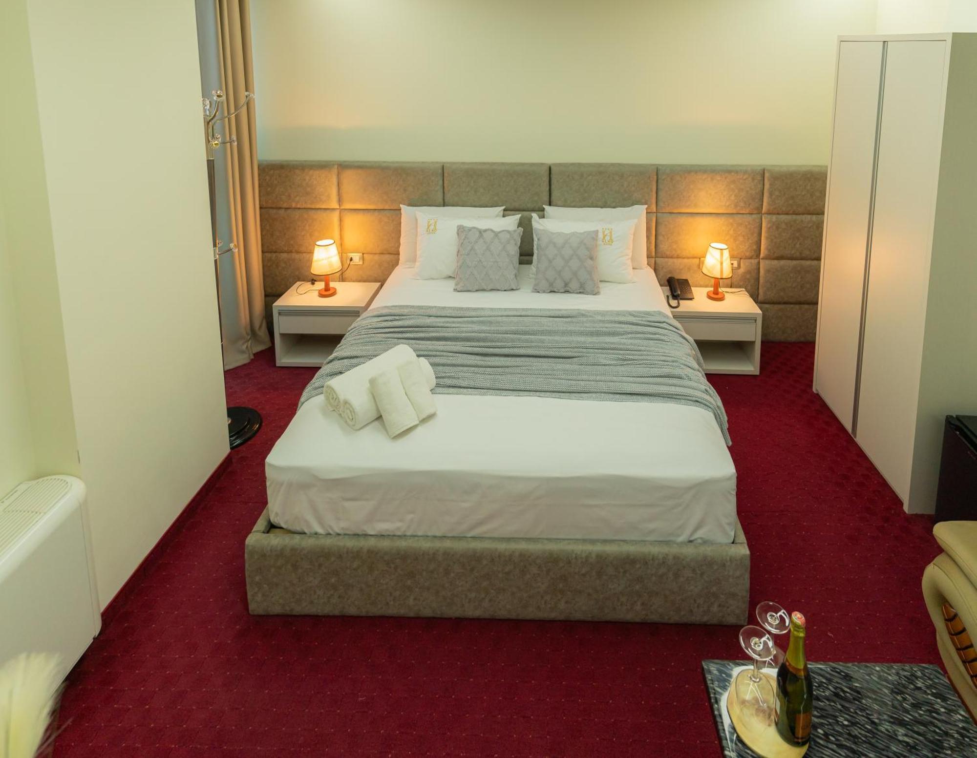 Alko Hotel ชโคเดอร์ ภายนอก รูปภาพ