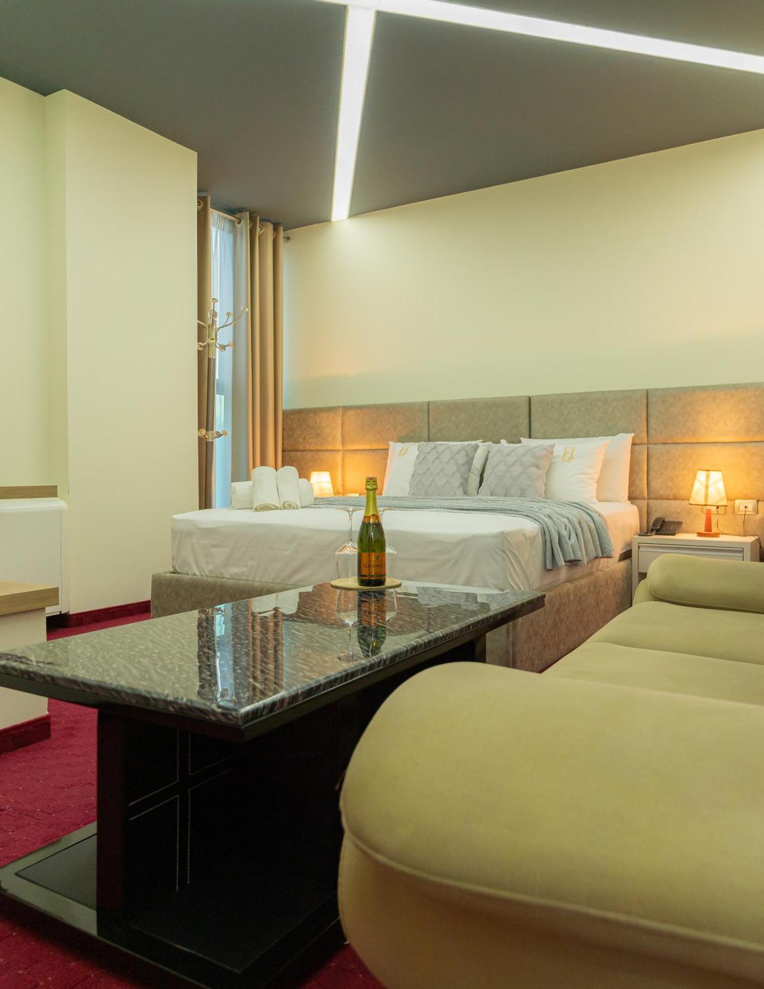 Alko Hotel ชโคเดอร์ ภายนอก รูปภาพ